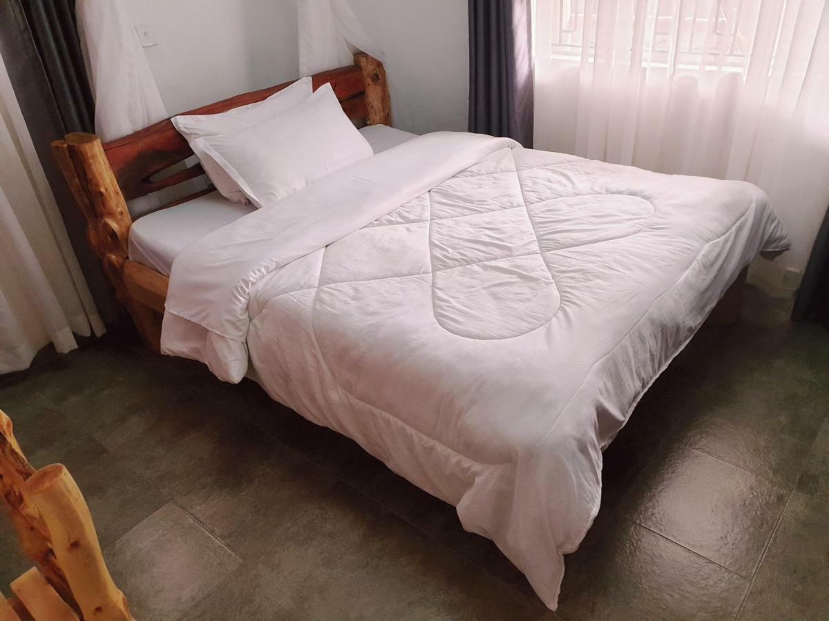 Merinja Guest House Naivasha Exterior photo