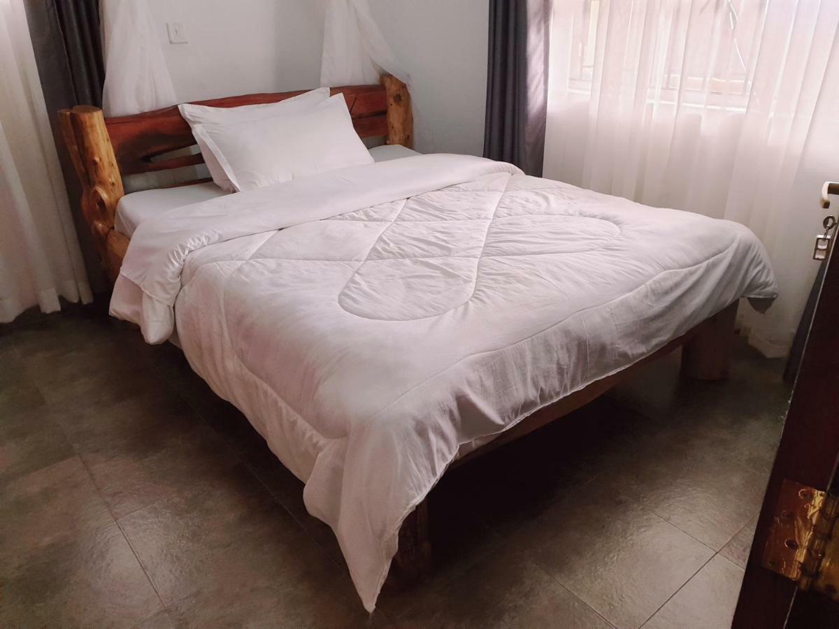 Merinja Guest House Naivasha Exterior photo