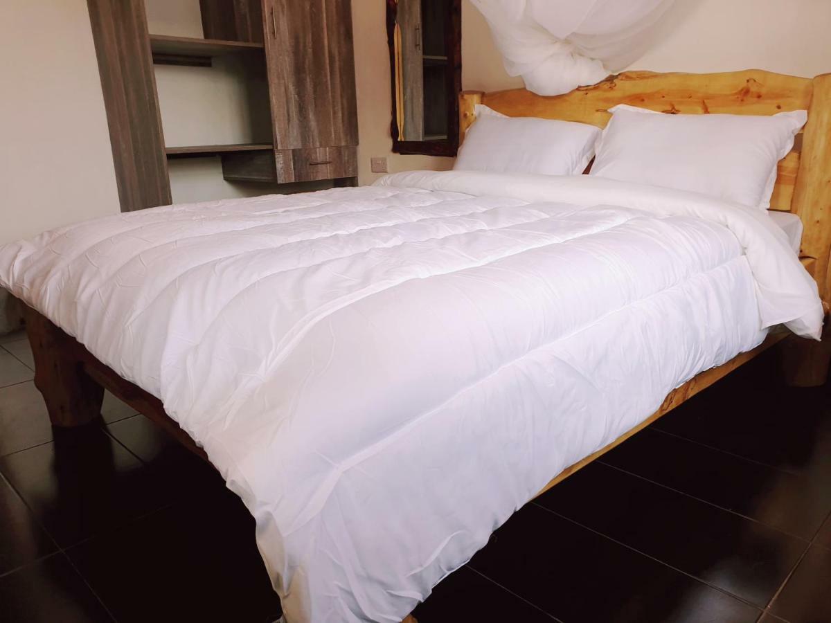 Merinja Guest House Naivasha Exterior photo