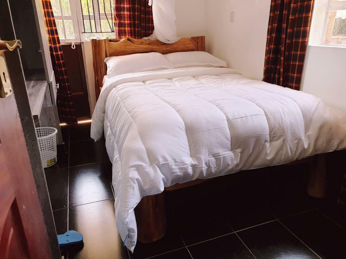 Merinja Guest House Naivasha Exterior photo
